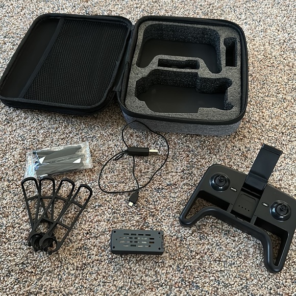 Drone with camera - Picture 5 of 14